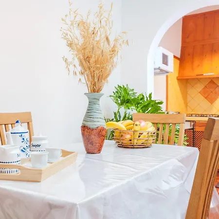 Casa Petra - Traditional Canary House Tatil Evi *